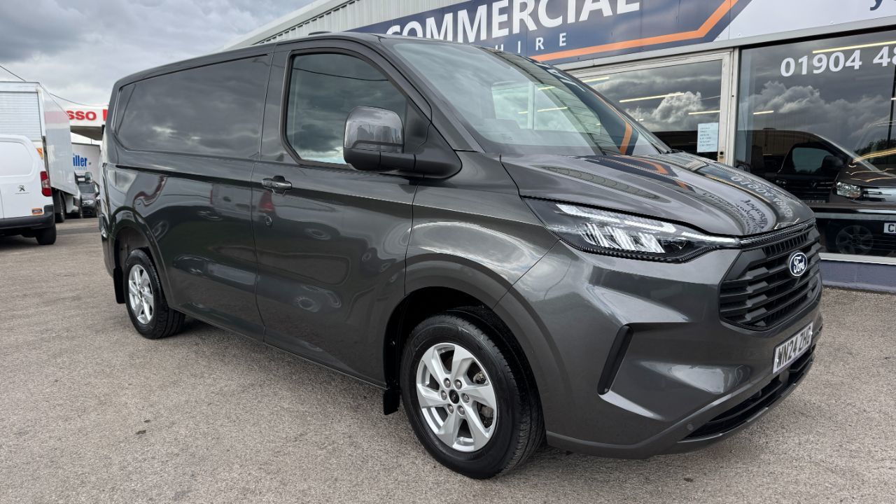 2024 Ford Transit Custom